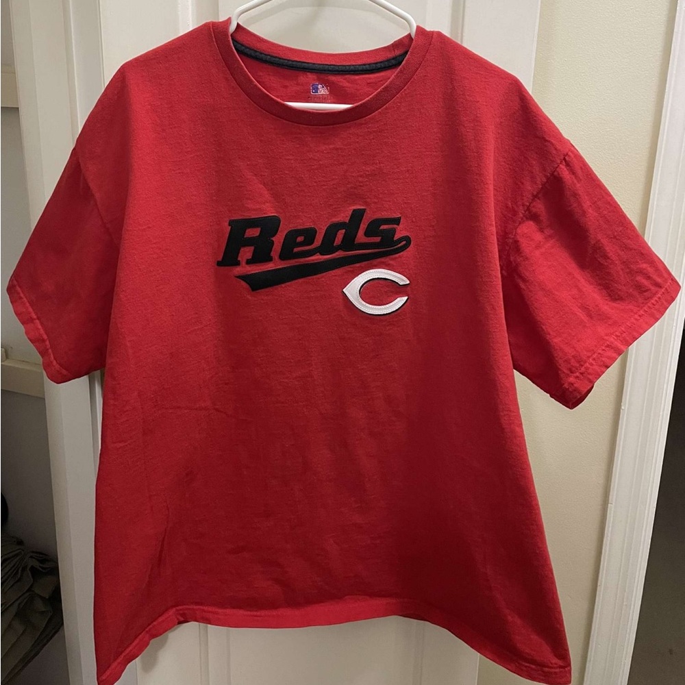 ❌ SOLD ❌ Cincinnati Reds Stitched Script T-Shirt - Picture 1 of 4